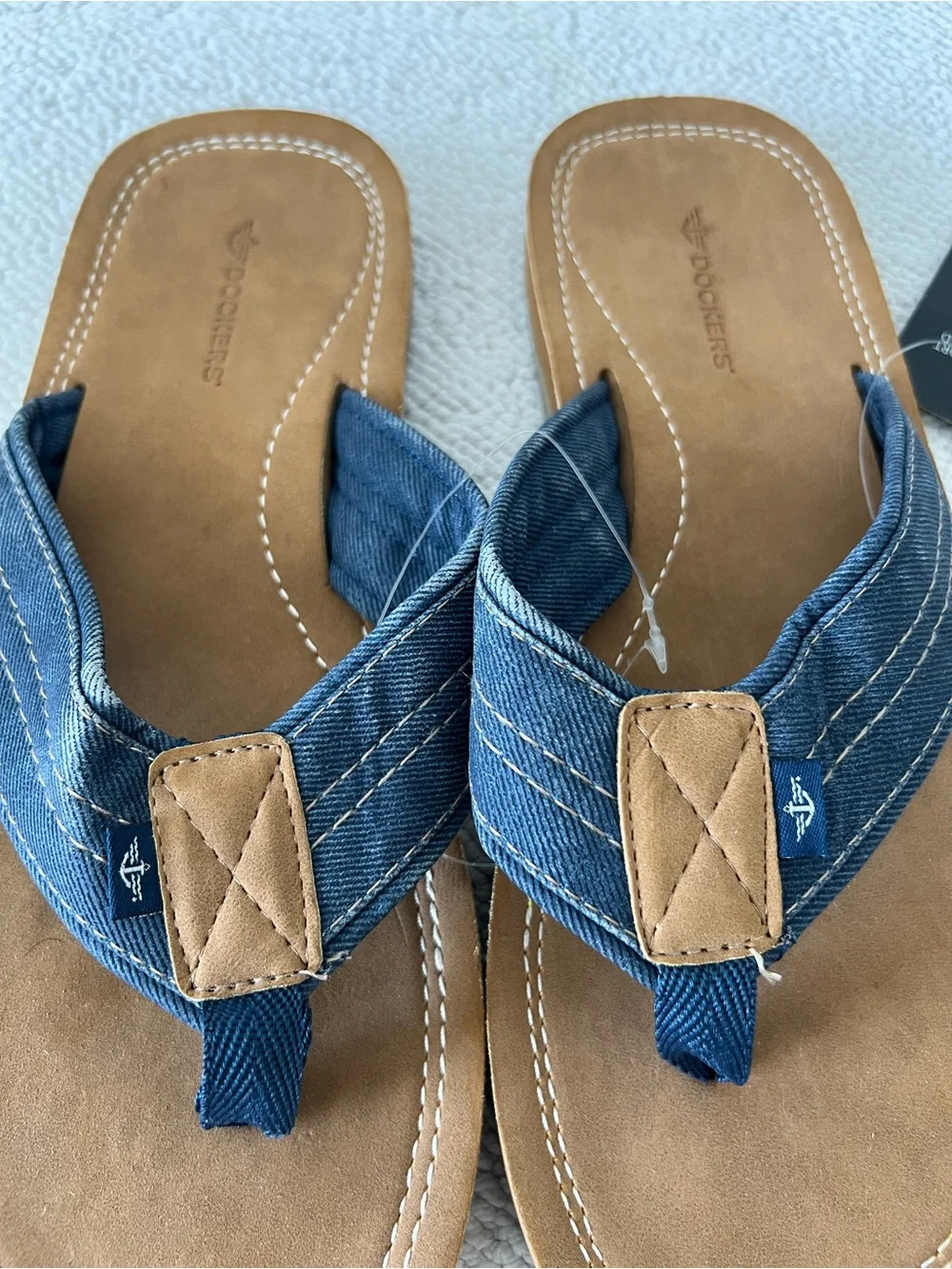 Dockers Men’s Premium Flip-Flops Sandals Blue Denim Size: M 9/10
